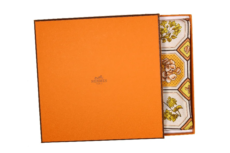 HERMÈS scarf “Carrelages” by Maurice Tranchant